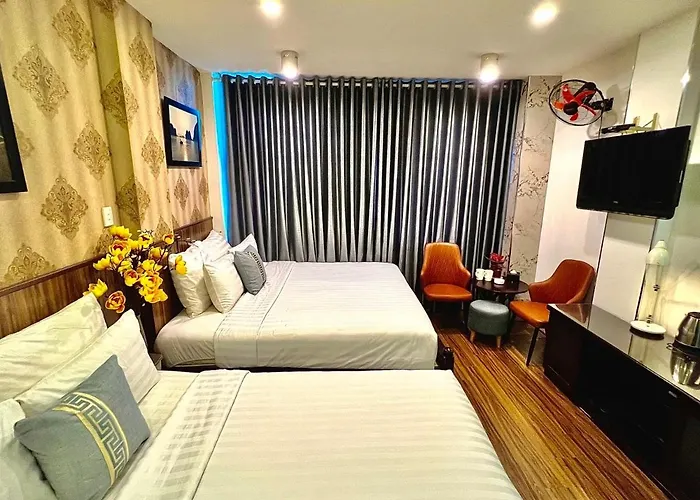 DDA District 1- Bùi Viện-Đề Thám Walking Street
